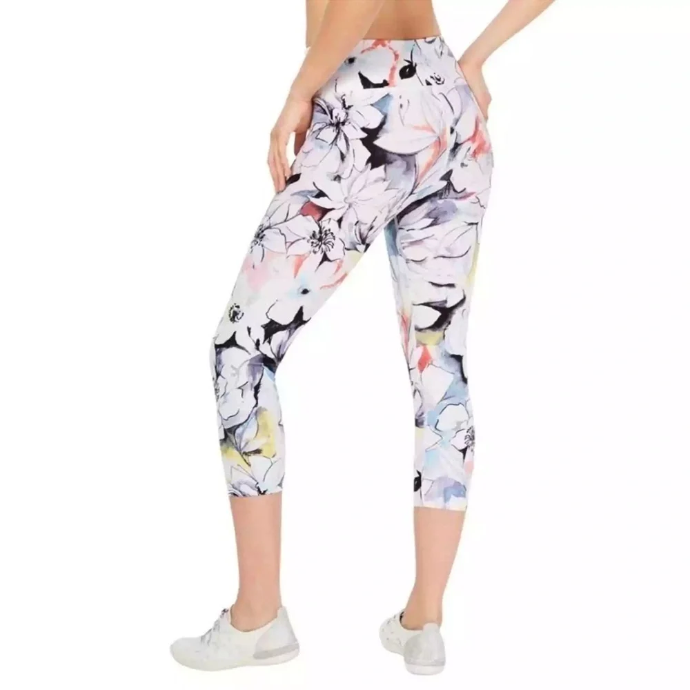 Calvin Klein | Floral Performance Women's Magnolia Print Small